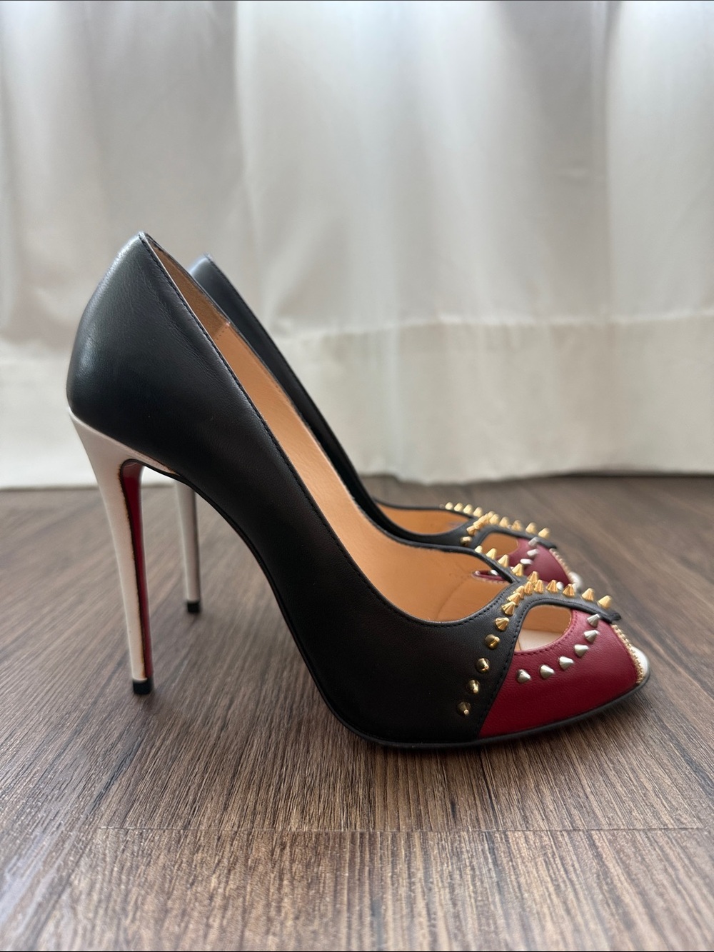 Christian Louboutin Spiked Two-Tone Pumps | EU 35.5 / US 5.5 / UK 3